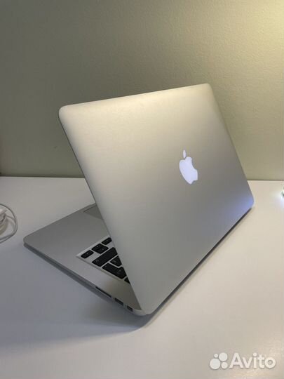 Apple MacBook Air 13 2014