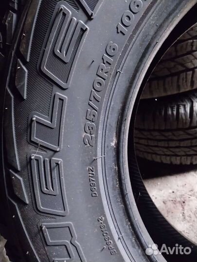Bridgestone Dueler A/T 697 235/70 R16