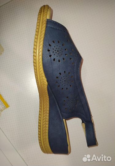 Новые босоножки