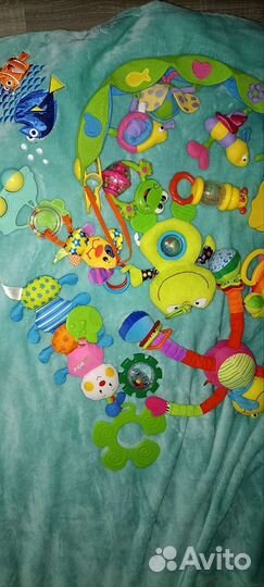 Tyni love chicco Lamaze игрушки пакетом+коврик