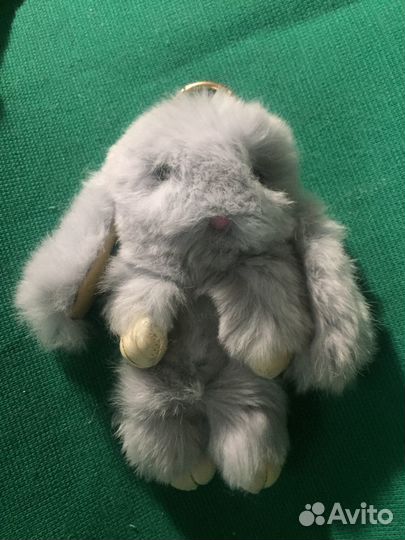 Кролик-брелок из натурального меха