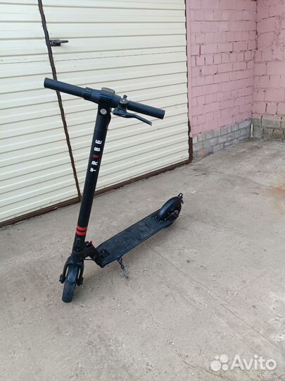 Электросамокат tribe