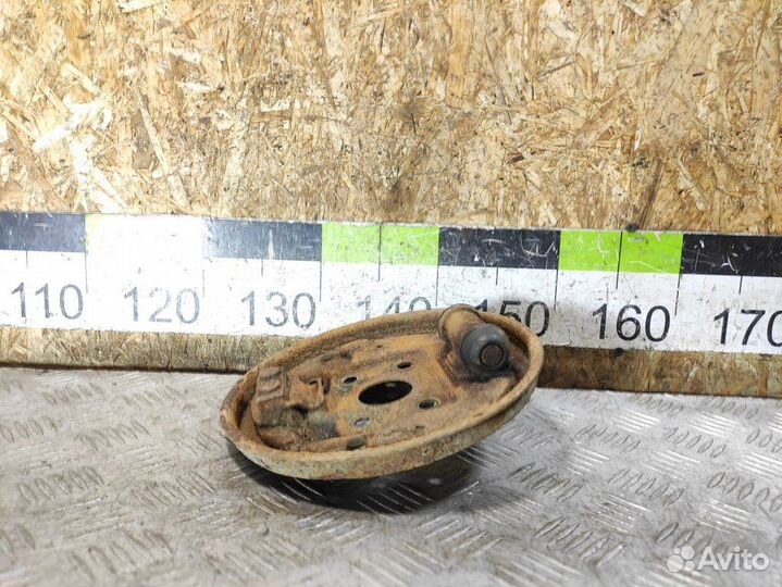 Щит опорный Nissan Micra k11 K11