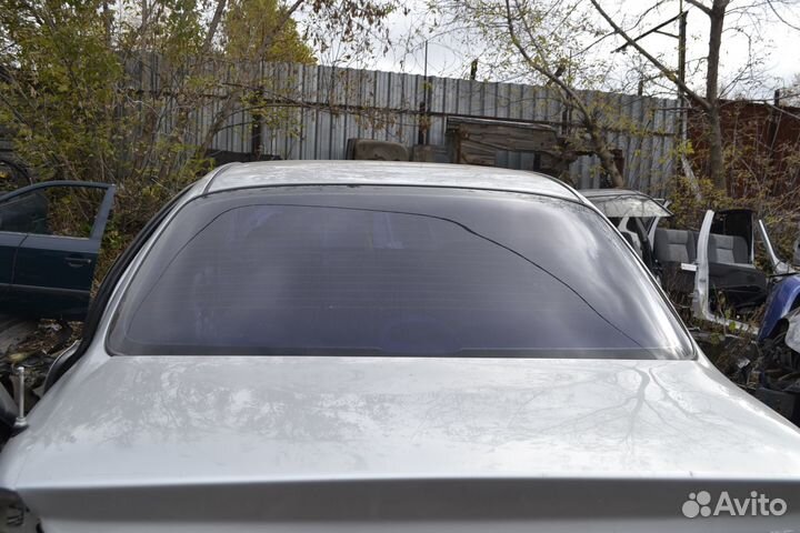 Стекло заднее Kia Spectra