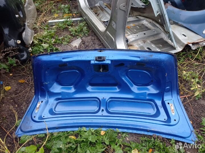 Крышка багажника логан 1