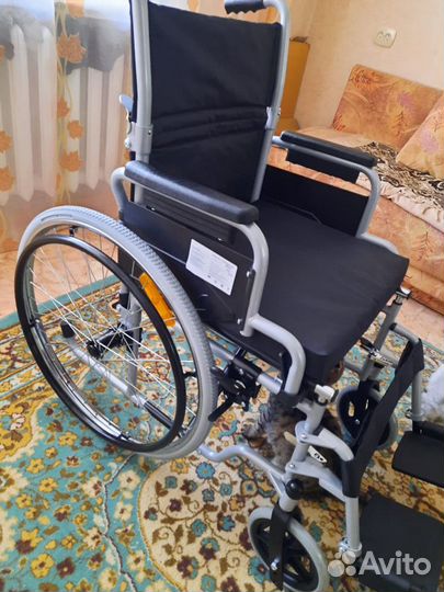 Кресло коляска KY 809