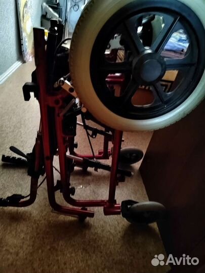 Коляска для инвалидов