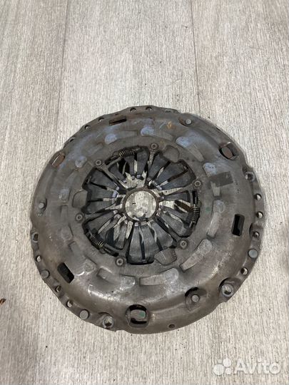 Корзина сцепления Volvo V70 2009