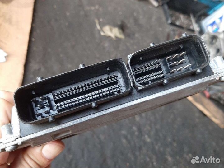 Блок управления двигателя эбу Шкода BME 1.2i