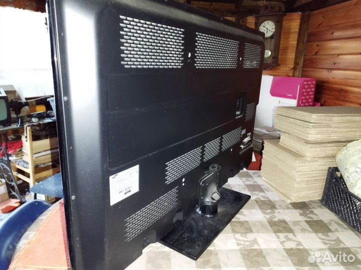 Телевизор на запчасти