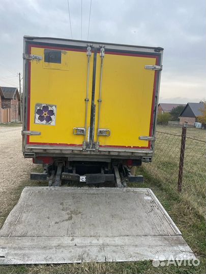 Будка с рефрижератором с гидробортом