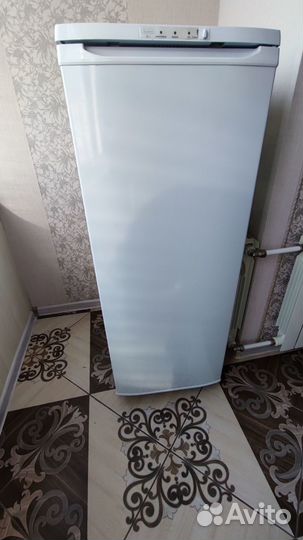 Морозильная камера бирюса 114