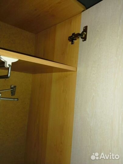 Шкаф плательный