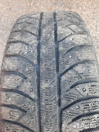 Bridgestone Ice Cruiser 5000 205/55 R16