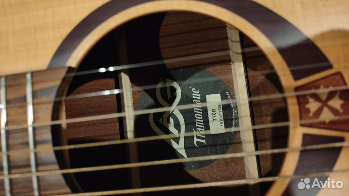 Акустическая гитара (массив)