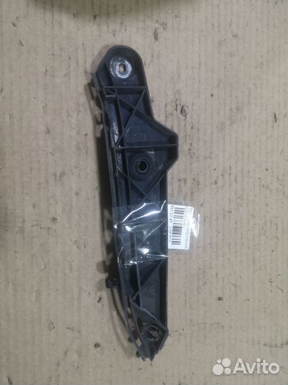 Крепление бампера Toyota Corolla spacio NZE121N (Заднее Левое)