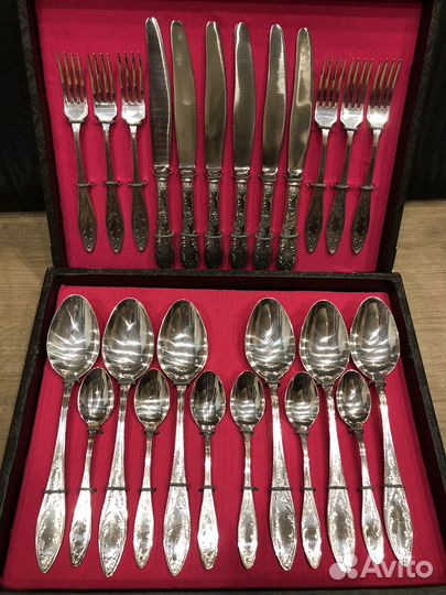 Набор столовых приборов мельхиор