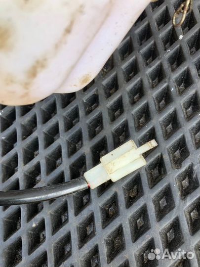 Масляный бачок Suzuki Lets 1/2