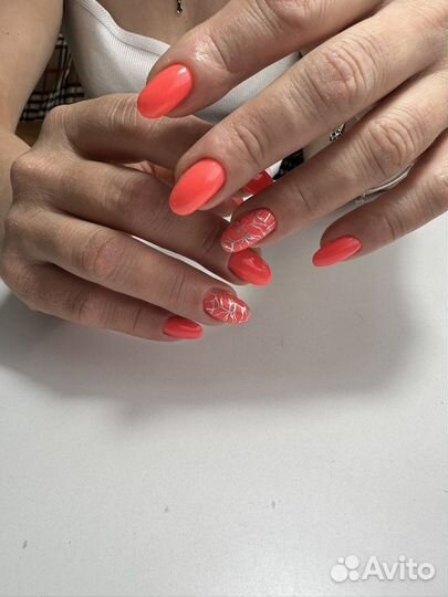 Маникюр на дому