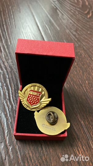 Значки foton металлические