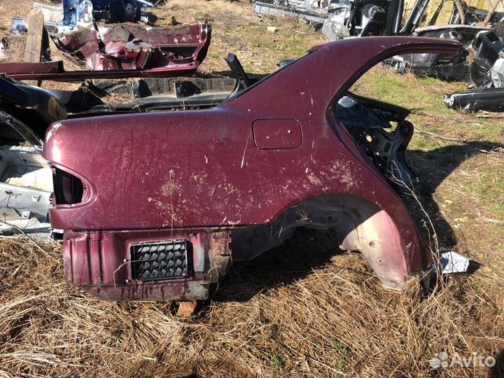 Крыло заднее Mercedes W210