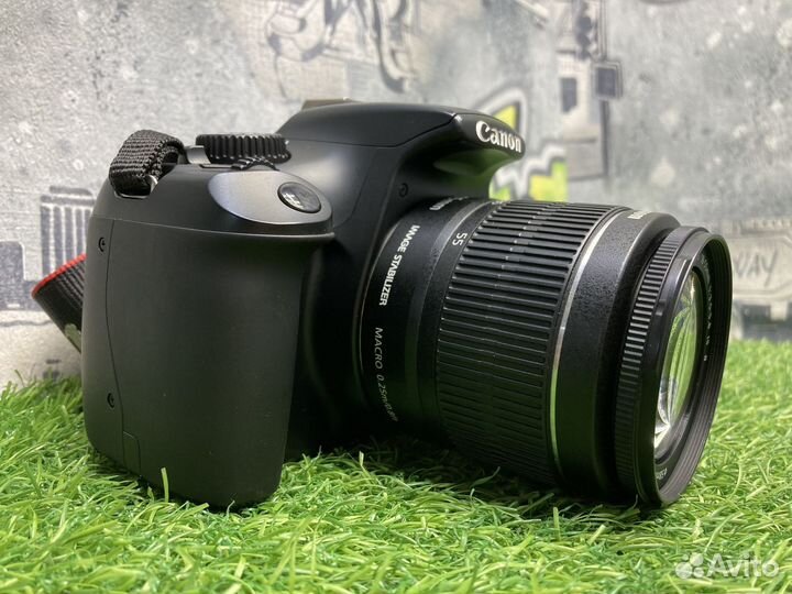 Canon 1100D Kit 18-55mm 3.5-5.6 IS II 3800 кадров