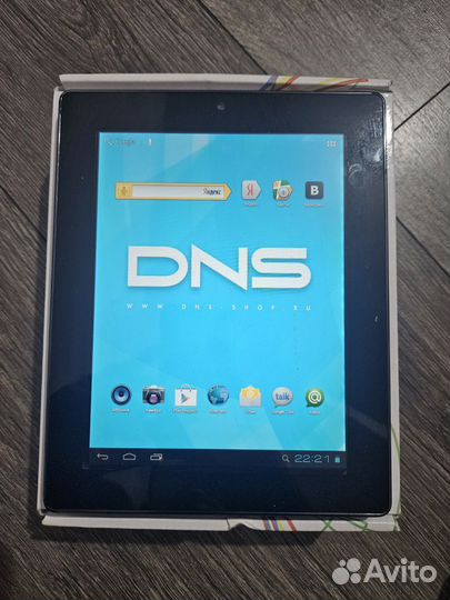 Планшет DNS Airtab m83g