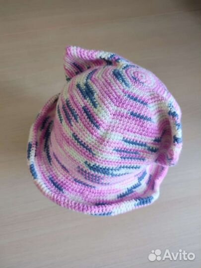 Вязанная детская шапка с ушками
