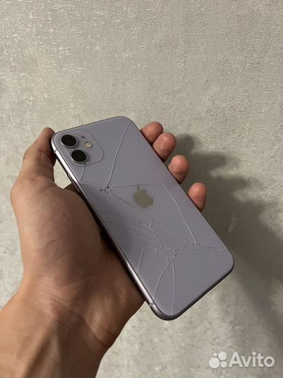 iPhone 11, 128 ГБ