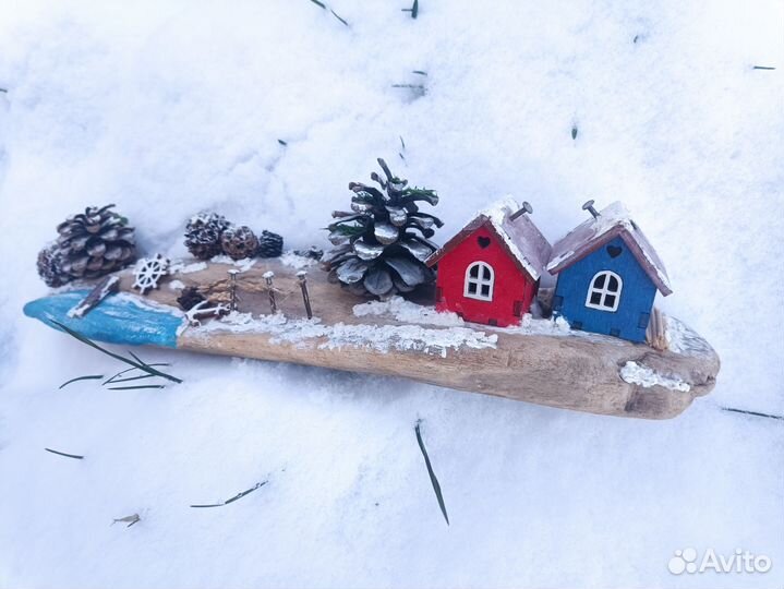 Большой остров снежный новогодний подарок дрифтвуд