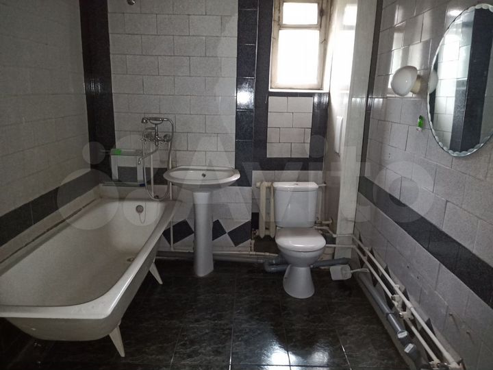 3-к. квартира, 79,2 м², 1/3 эт.