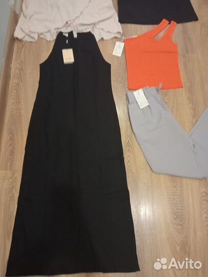 Пакет женской новой одежды S