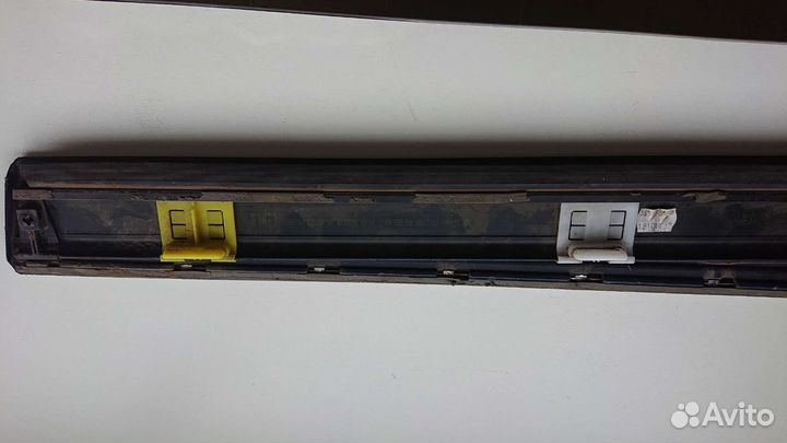 Накладка двери задней левой Audi A6 (C6 4F)