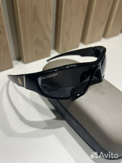 Солнцезащитные очки