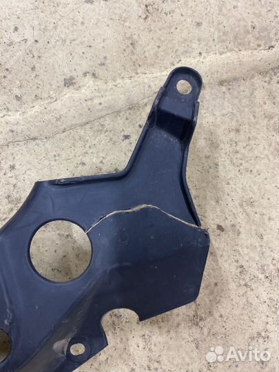 Накладка на рамку радиатора Nissan Tiida C11