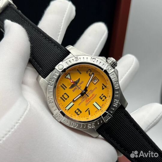 Часы Breitling avenger 45mm