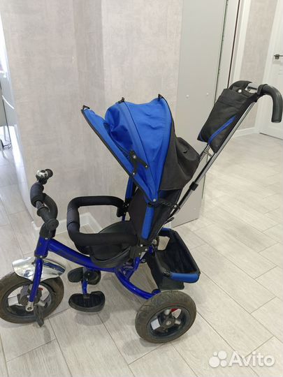 Трехколесный велосипед с родительской ручкой