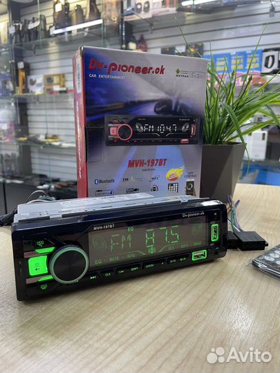 Автомобильная магнитола pioneer