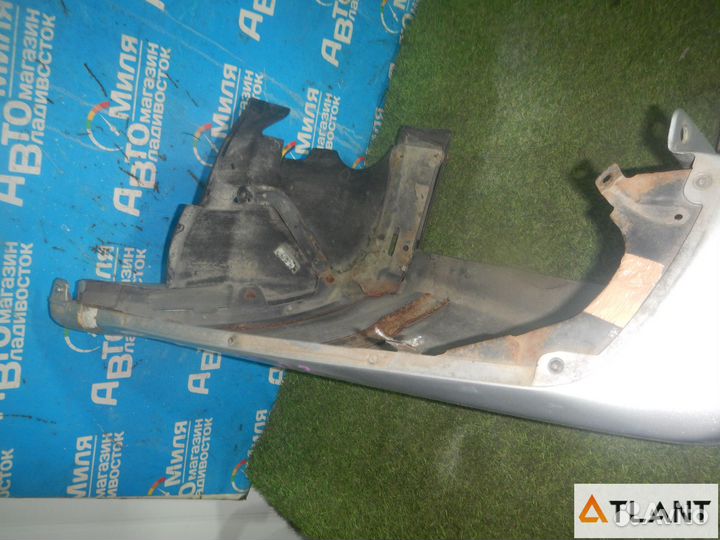 Бампер задний mitsubishi pajero