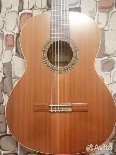 Испанская гитара Perez 620 + чехол