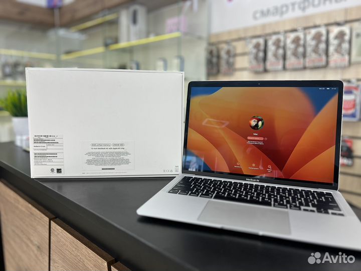 Macbook Air 13 M1 8/256