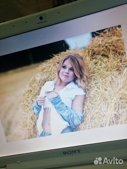 Стильный - Быстрый - Ноутбук Sony + Бл. Питания