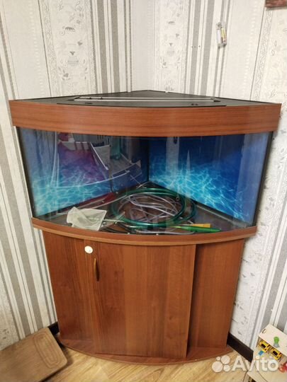 Аквариум с тумбой