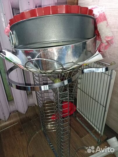 Чайники,сковородки,кастрюли,баки нерж