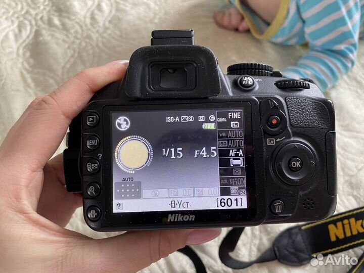 Зеркальный профессиональны фотоаппарат Nikon