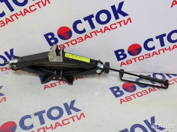 Домкрат audi A4 8K2