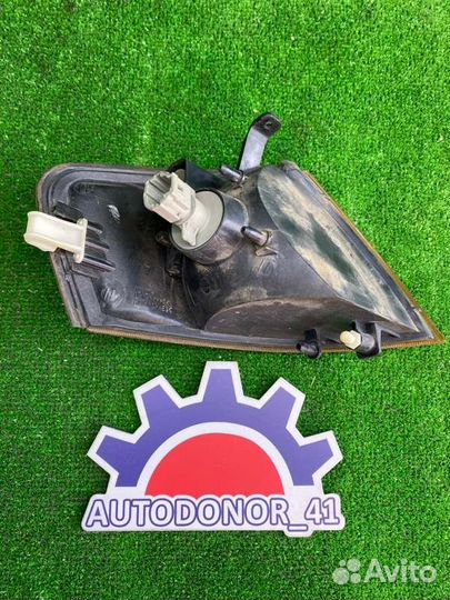 Габарит передний левый Nissan Ad vhny11 QG18DE