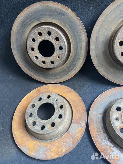 Комплект тормозных дисков Volkswagen passat b7