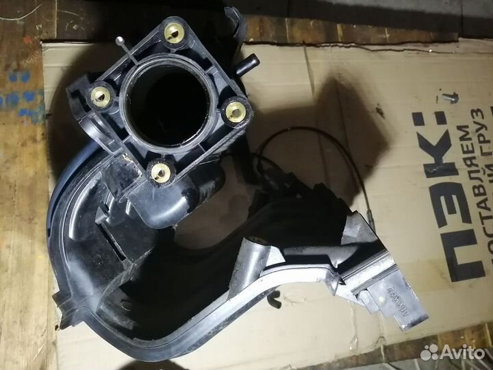Коллектор впускной Chevrolet Aveo 1.2 бензин