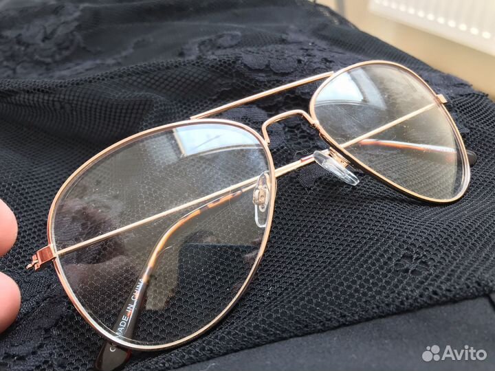 Солнцезащитные очки легендарные капли Рокки